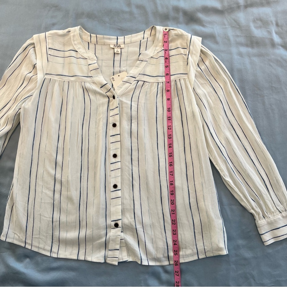 NWT Long Sleeve Button Down Top White w/Light & Dark Blue Stripes Sz L - Picture 10 of 11